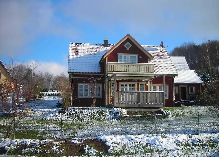 Holzferienhaus *