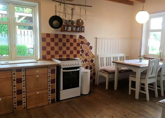 Holzferienhaus * غوسوينستين
